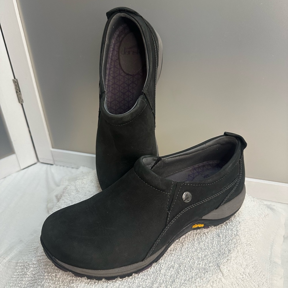 Dansko Patti Milled Nubuck Clog Sneaker Size 37